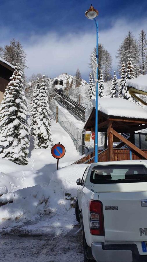 Front De Neige Isola 2000 Apartman Kültér fotó